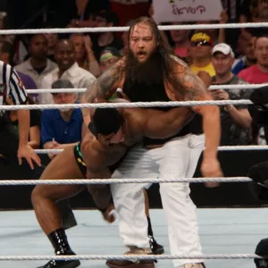 Bray Wyatt faisant un Sister Abigail, sa prise fétiche
